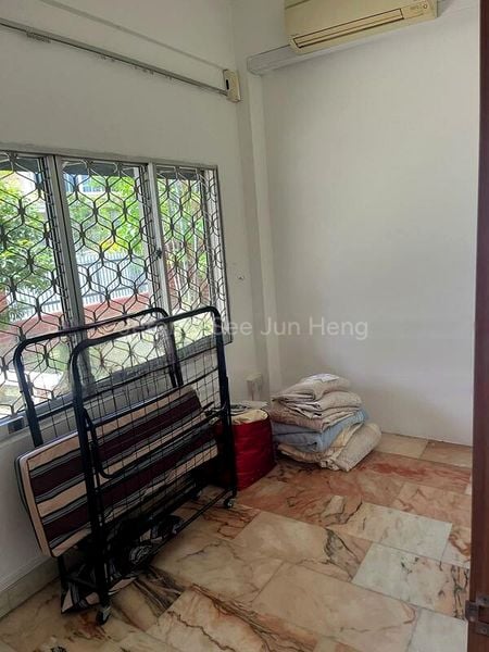 6 Bed Corner Terrace (Landed) for Sale in  Fortuna Gardens - Image 4